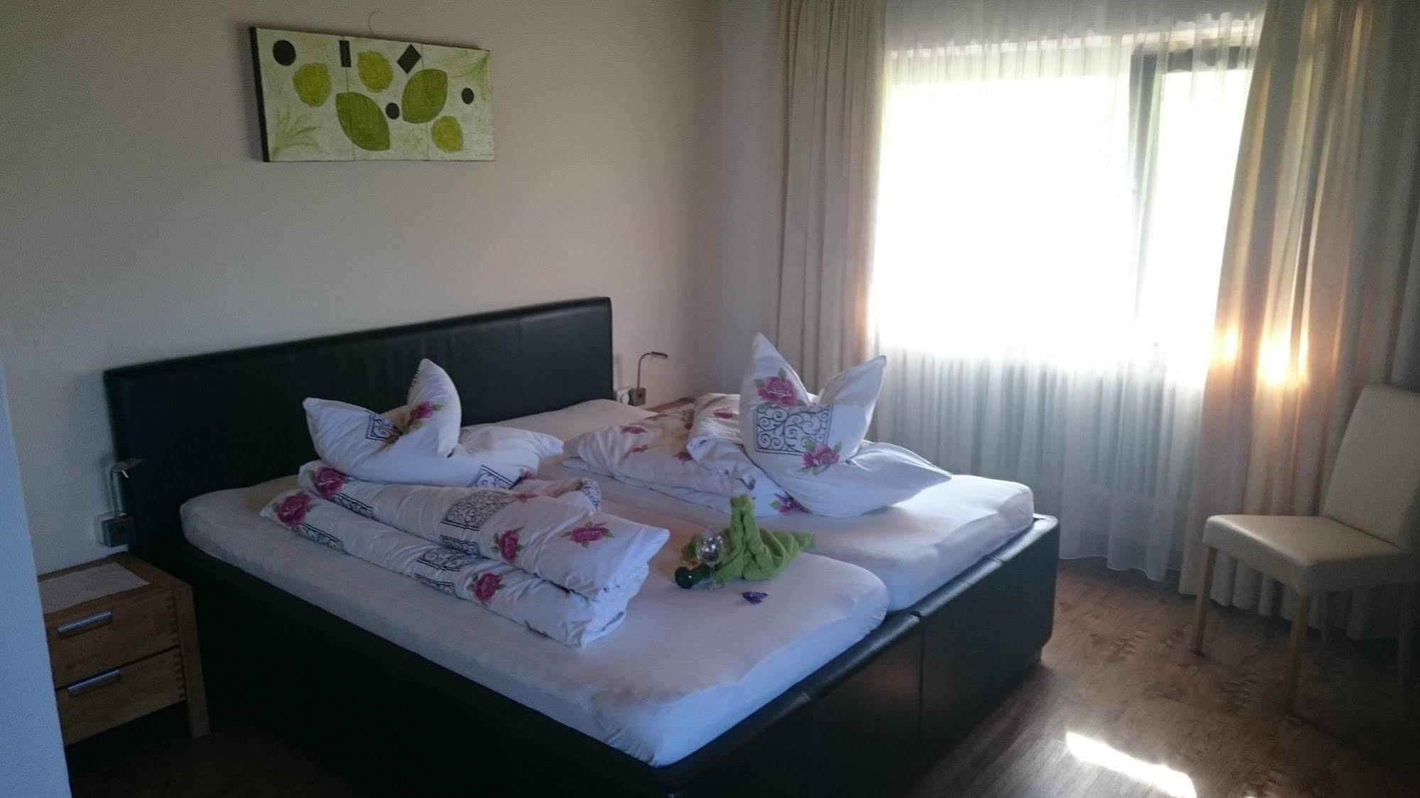 Denggenhof Bed & Breakfast Soll Luaran gambar